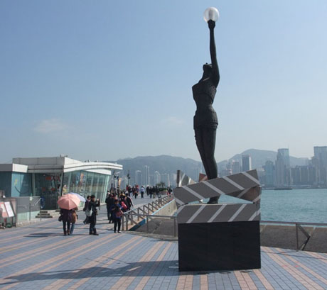 AVENUE OF STARS - HONG KONG EXTRAS3